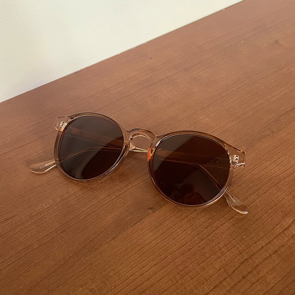 Women’s Round Polarized Sunglasses - Retro Vintage